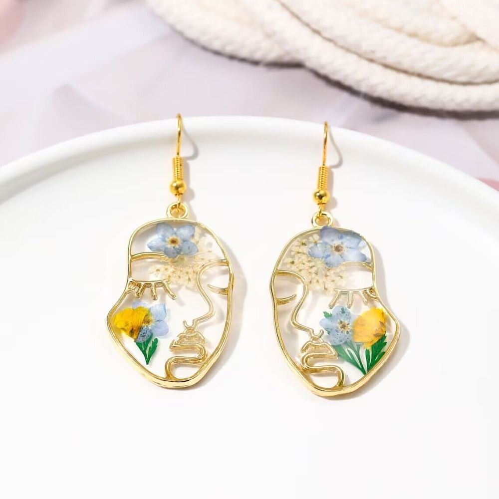 ABSTRACT FLOWER FACE EARRINGS (PAIR) - Concordia Style Boutique