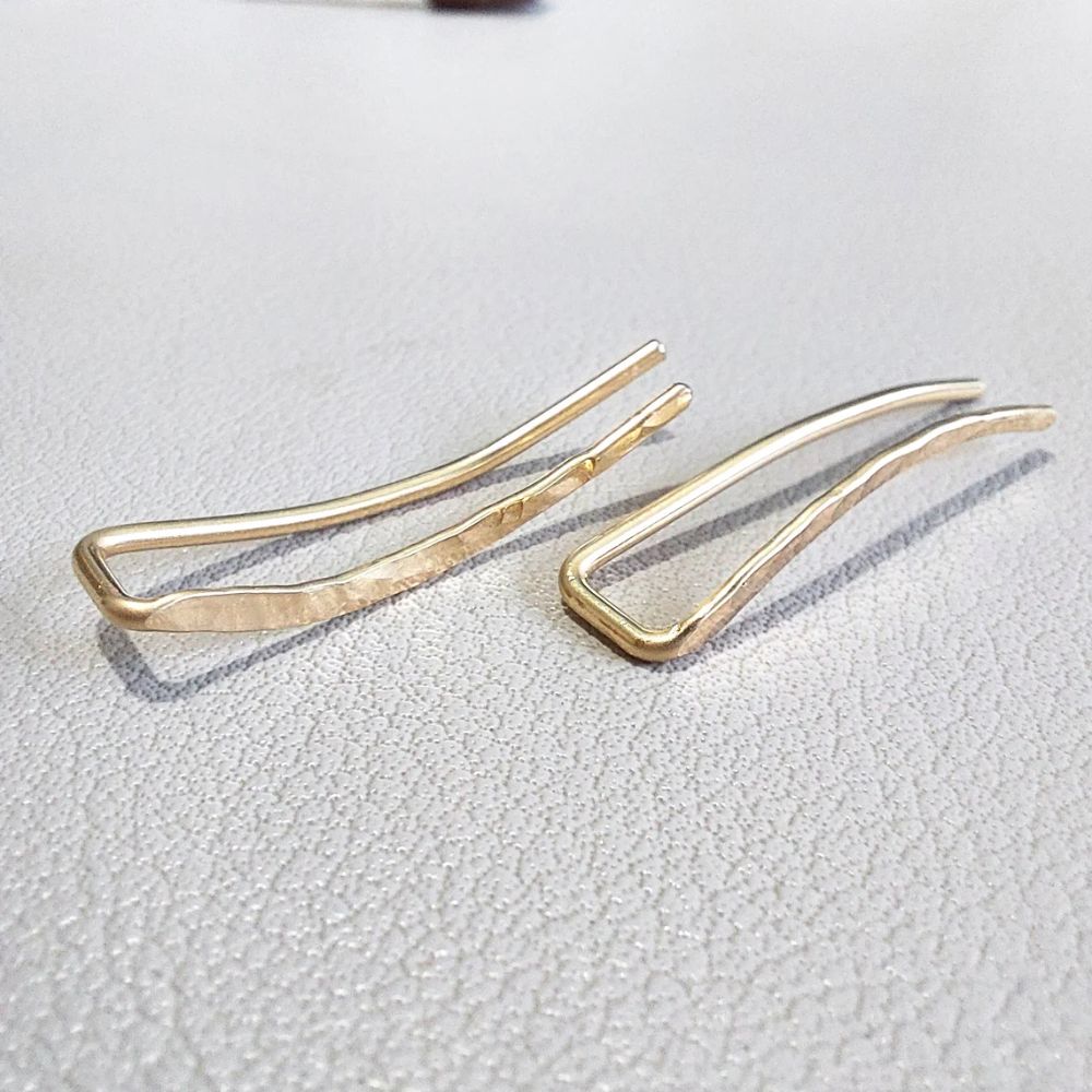 MINIMALIST CLIMBER EARRINGS (PAIR) - Concordia Style Boutique