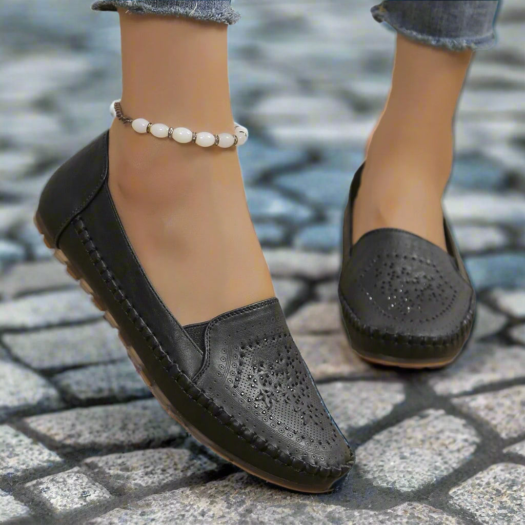 Women’s Handmade Gommino Driving Shoes – Solid‑Color Casual Flats