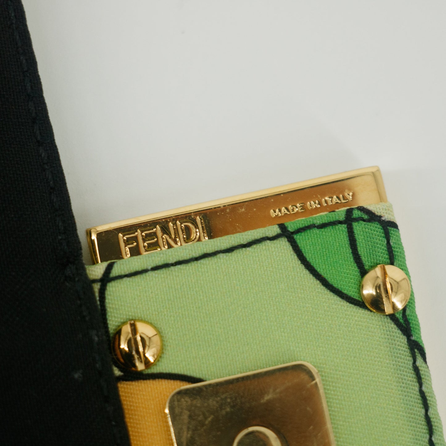 Fendi Vintage Convertible Uette Green Baguette Belt Bag #9314