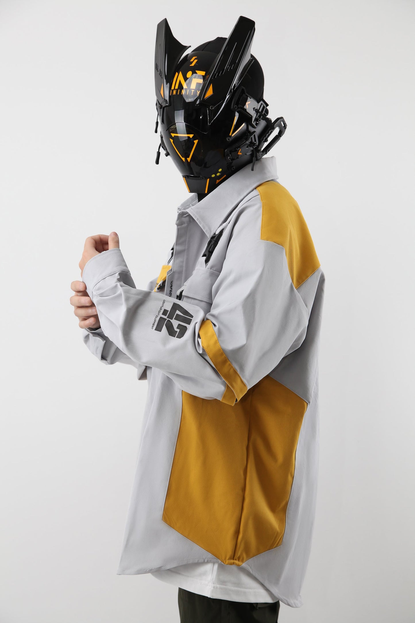 ApeqJ508 Boring Robot Jacket - Concordia Style Boutique