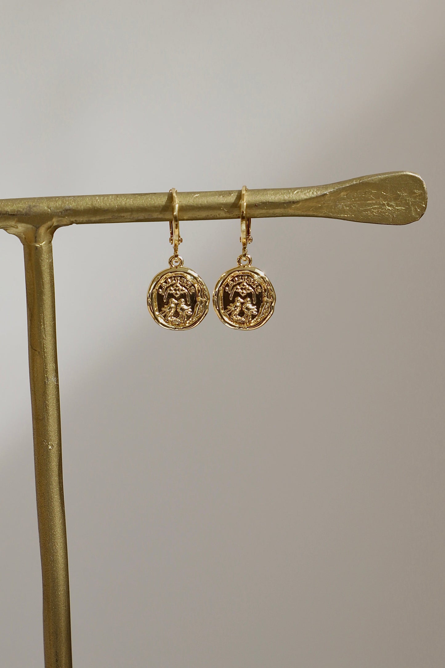 VINTAGE WAX SEAL HUGGIES - Concordia Style Boutique