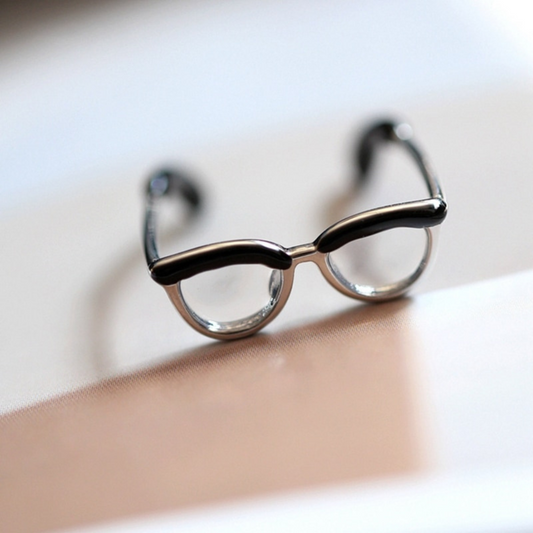 MINIATURE EYEGLASS RING (ADJUSTABLE) - Concordia Style Boutique