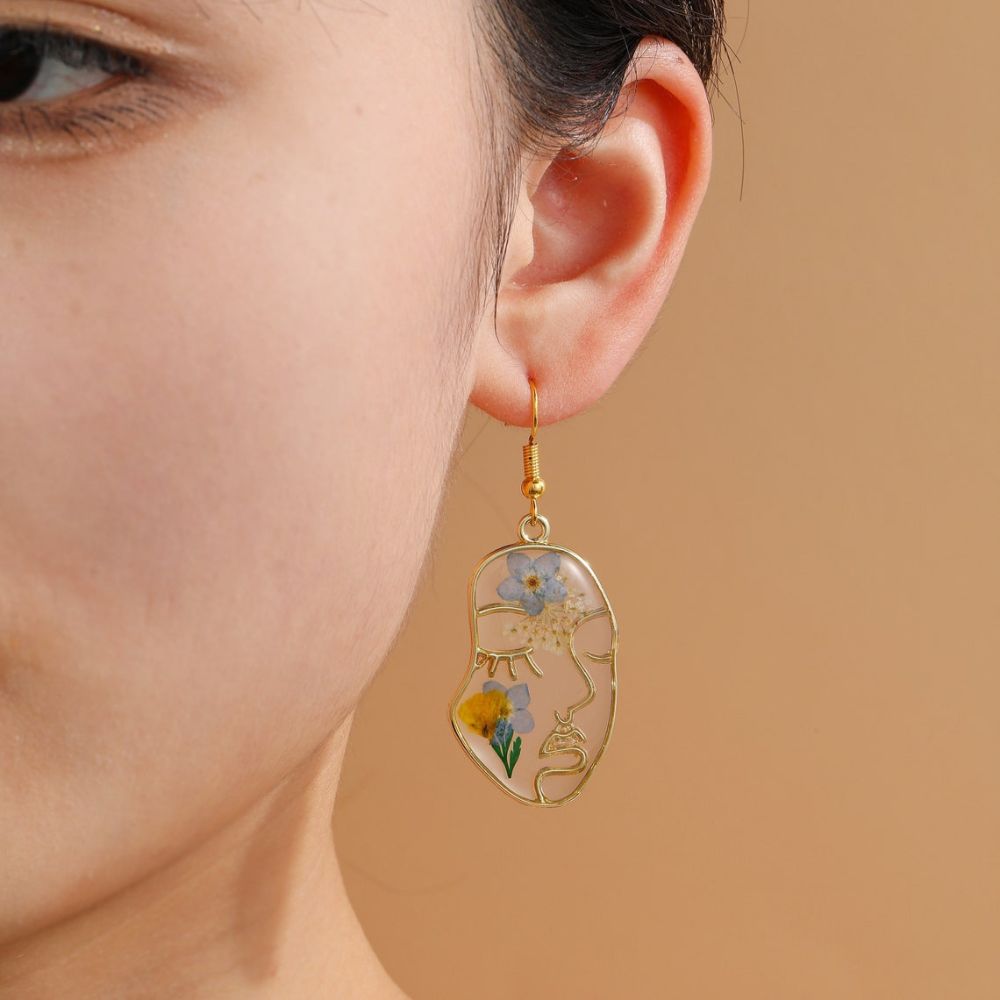 ABSTRACT FLOWER FACE EARRINGS (PAIR) - Concordia Style Boutique