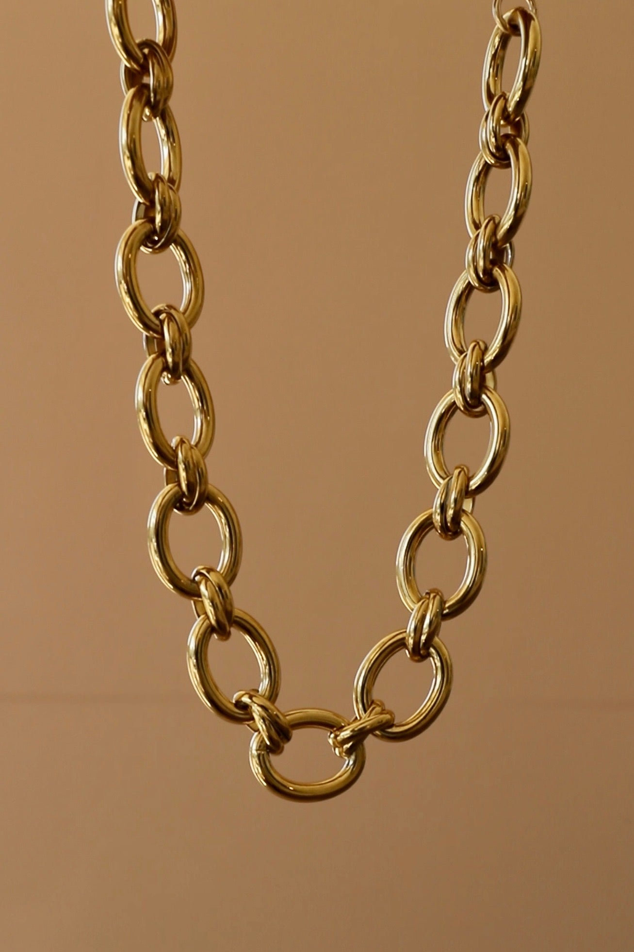 AMELIA STATEMENT CHAIN NECKLACE - Concordia Style Boutique