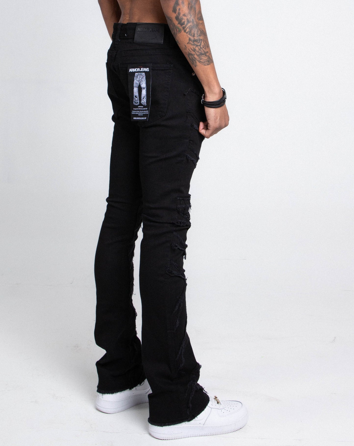 AJS410 SHREDDED STACKED JEANS