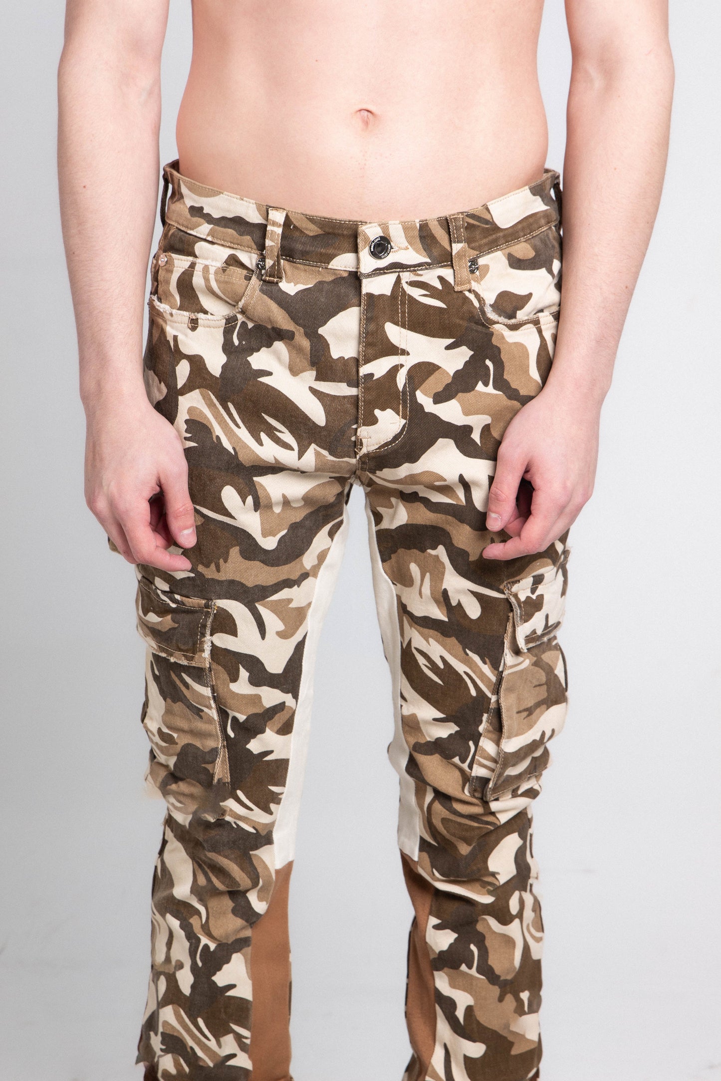 AJS699-11 BROWN CAMO STACKED PANTS