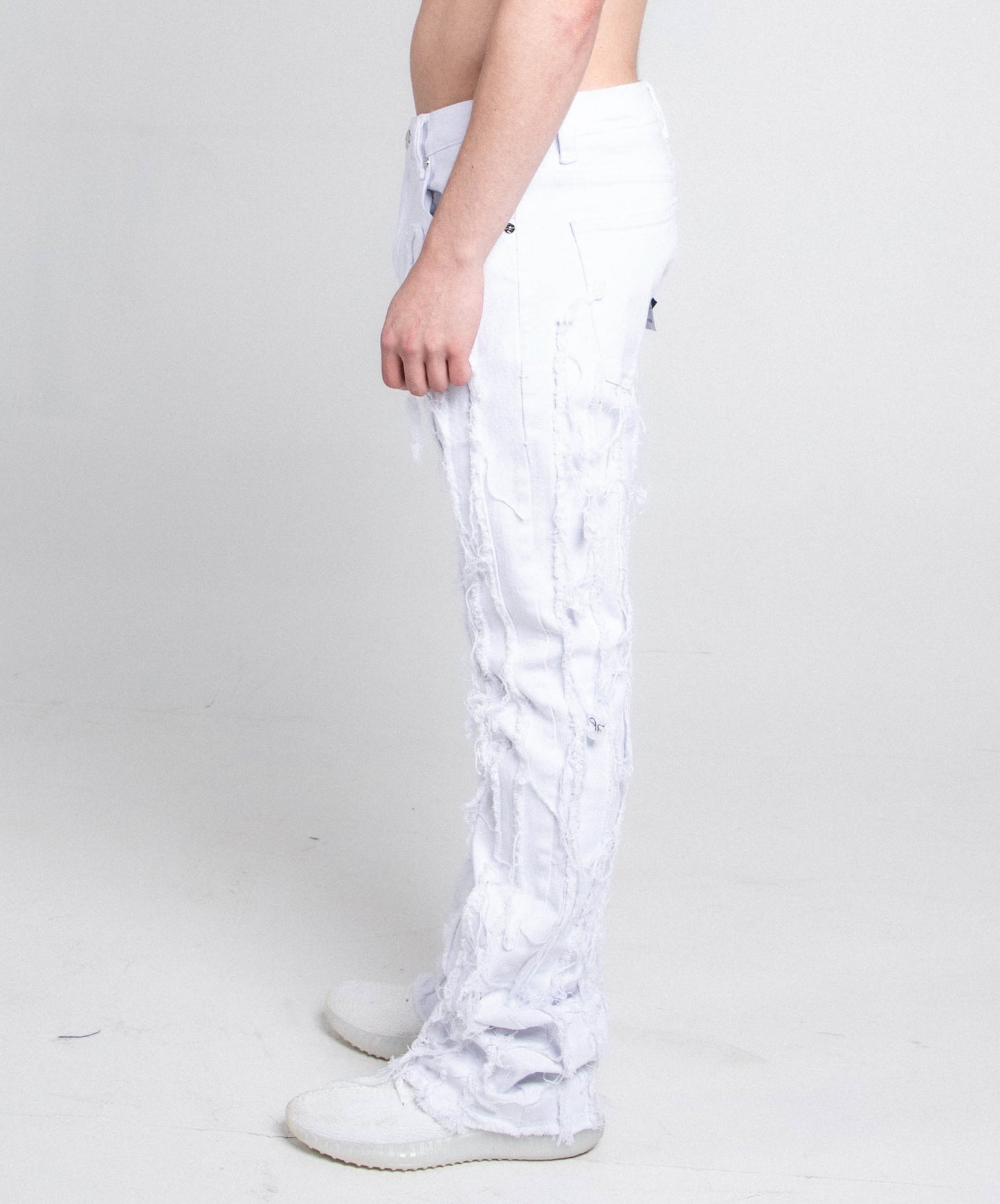 AJ672SK VERTICAL FRAYED STACKED JEANS