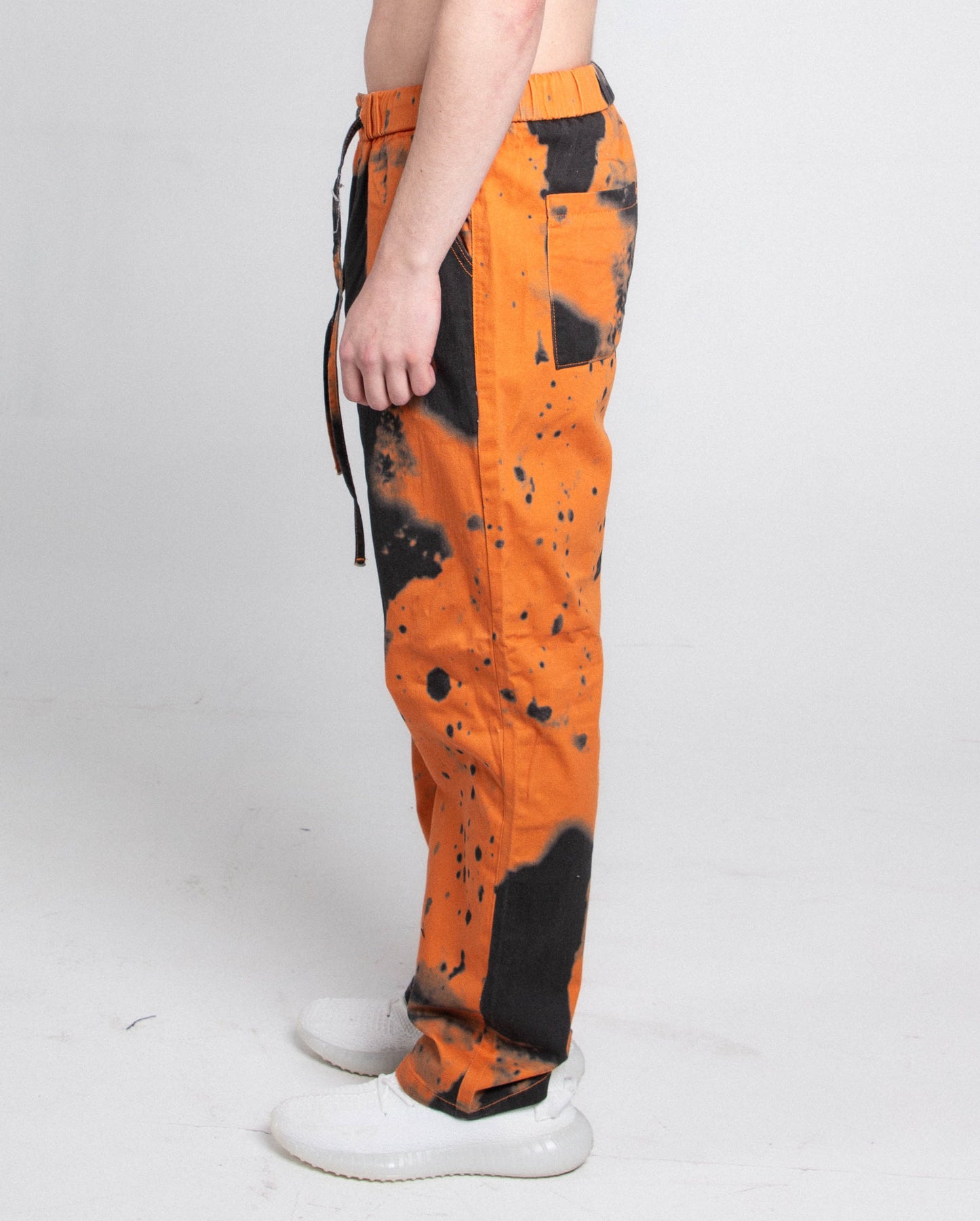 AJ04L COLOR DYE LOOSE JEANS