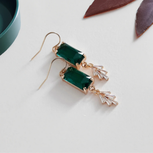 GLASS EMERALD EARRINGS (PAIR) - Concordia Style Boutique
