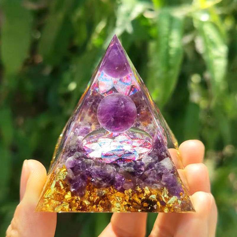 Crystal Ball Pyramid - 5.6.10 cm - Crystal Gravel Gel Drop Resin - Handmade - Concordia Style Boutique