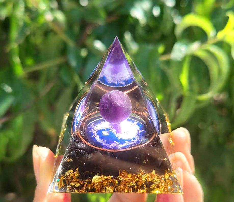 Crystal Ball Pyramid - 5.6.10 cm - Crystal Gravel Gel Drop Resin - Handmade - Concordia Style Boutique
