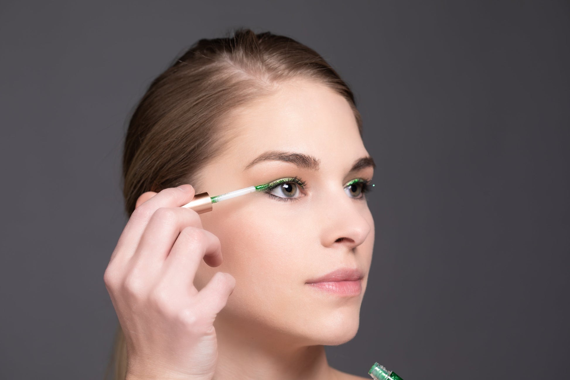 Vegan Eyeliner - For Shimmer & Shine in Your Eyes - Concordia Style Boutique