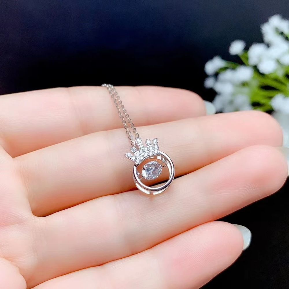 BEATING HEART NECKLACE - Concordia Style Boutique