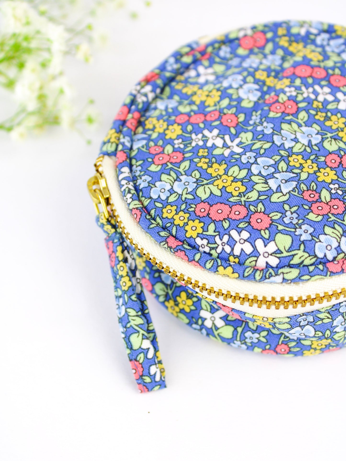 Blue Ditsy Print Jewelry Pouch