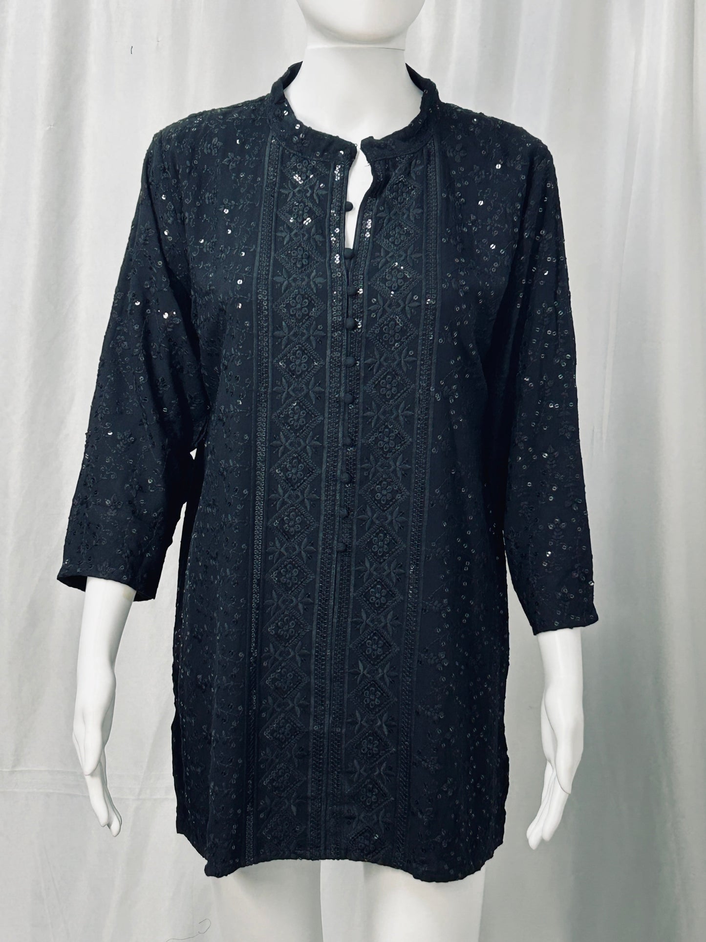 Chikankari short kurti : black