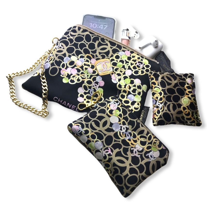 CC Noir Vintage Silk Scarf Wristlet Grand Bag