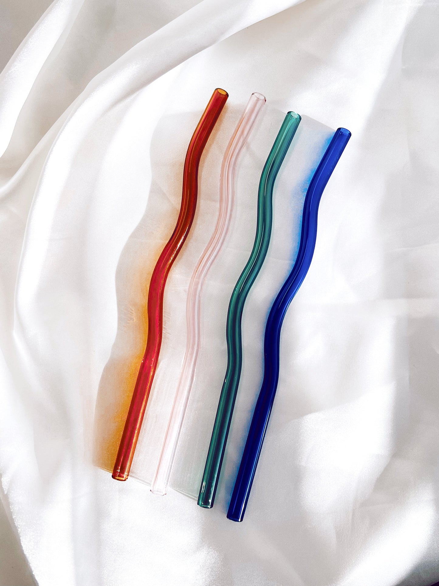 Wavy Glass Straws - Concordia Style Boutique