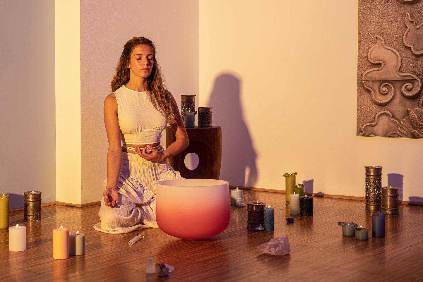 14" Color-Frosted Crystal Singing Bowl, Red, Note C4, Root Chakra