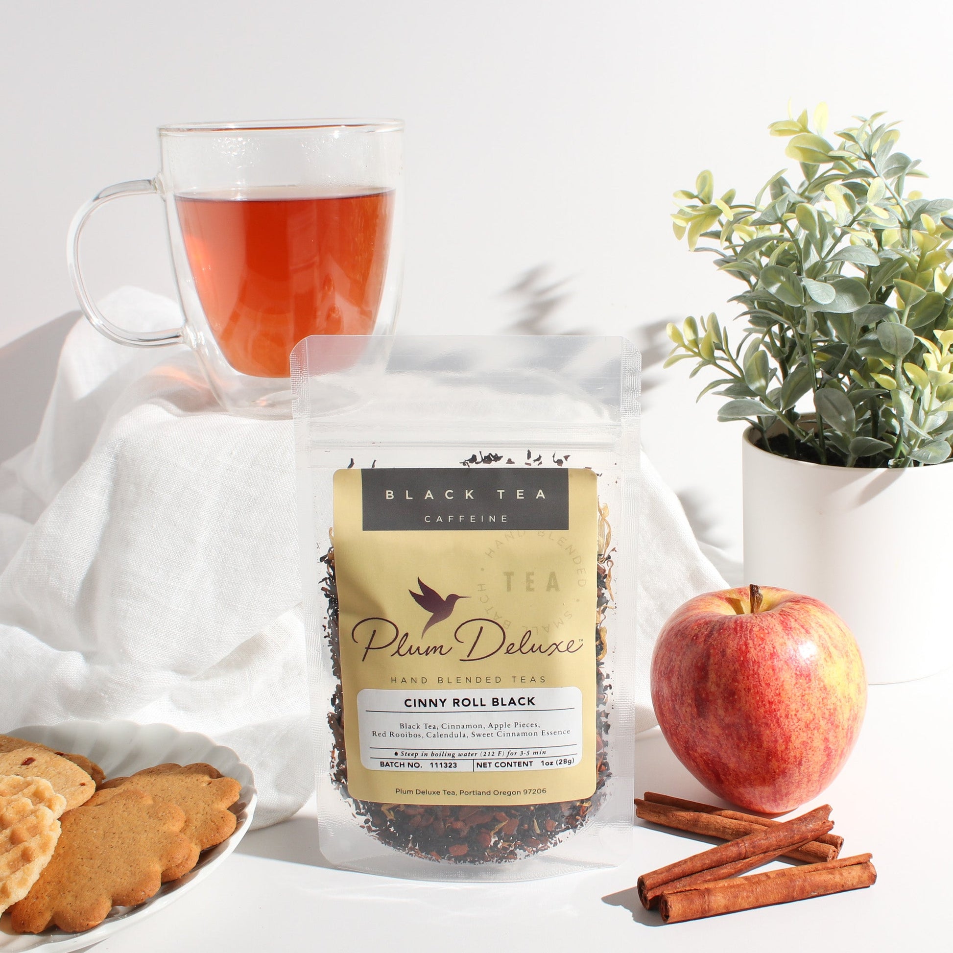 Cinny Roll Black Tea (Caramel / Apple / Cinnamon) - Concordia Style Boutique