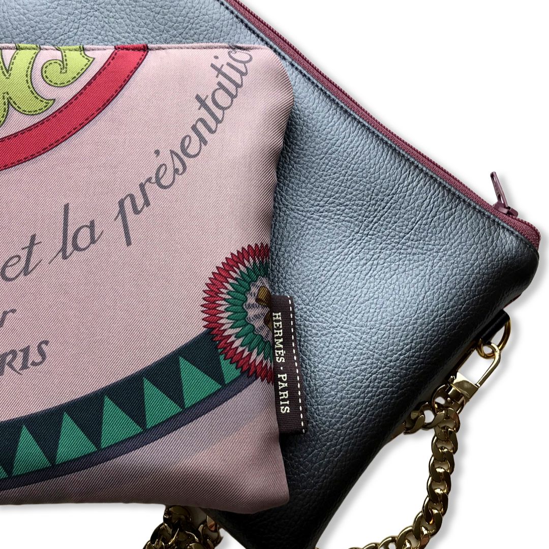 Couvertures et Tenues du Jour Pink Vintage Silk Scarf Wristlet Bags