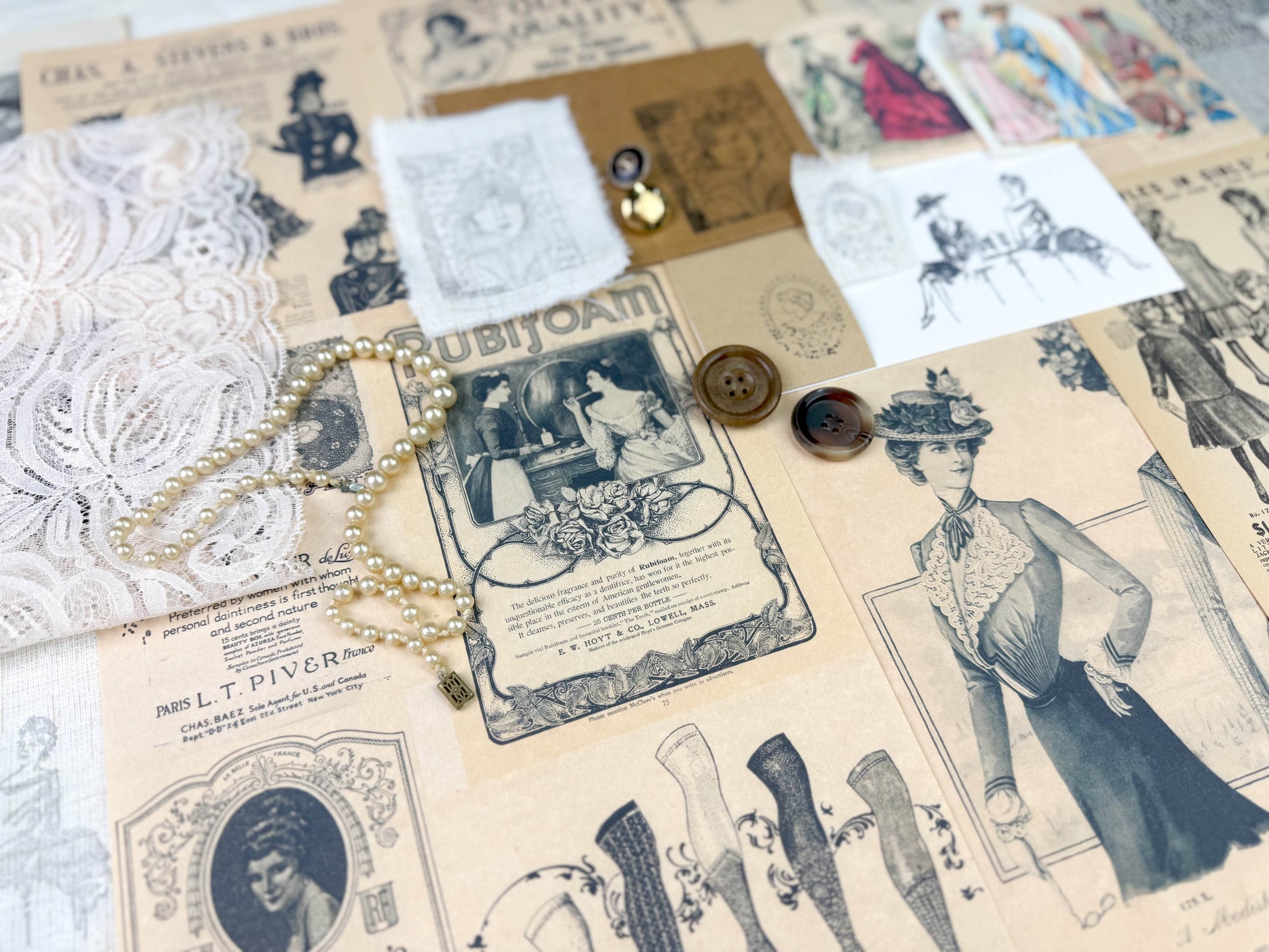 Fashion Ephemera Kit - Concordia Style Boutique