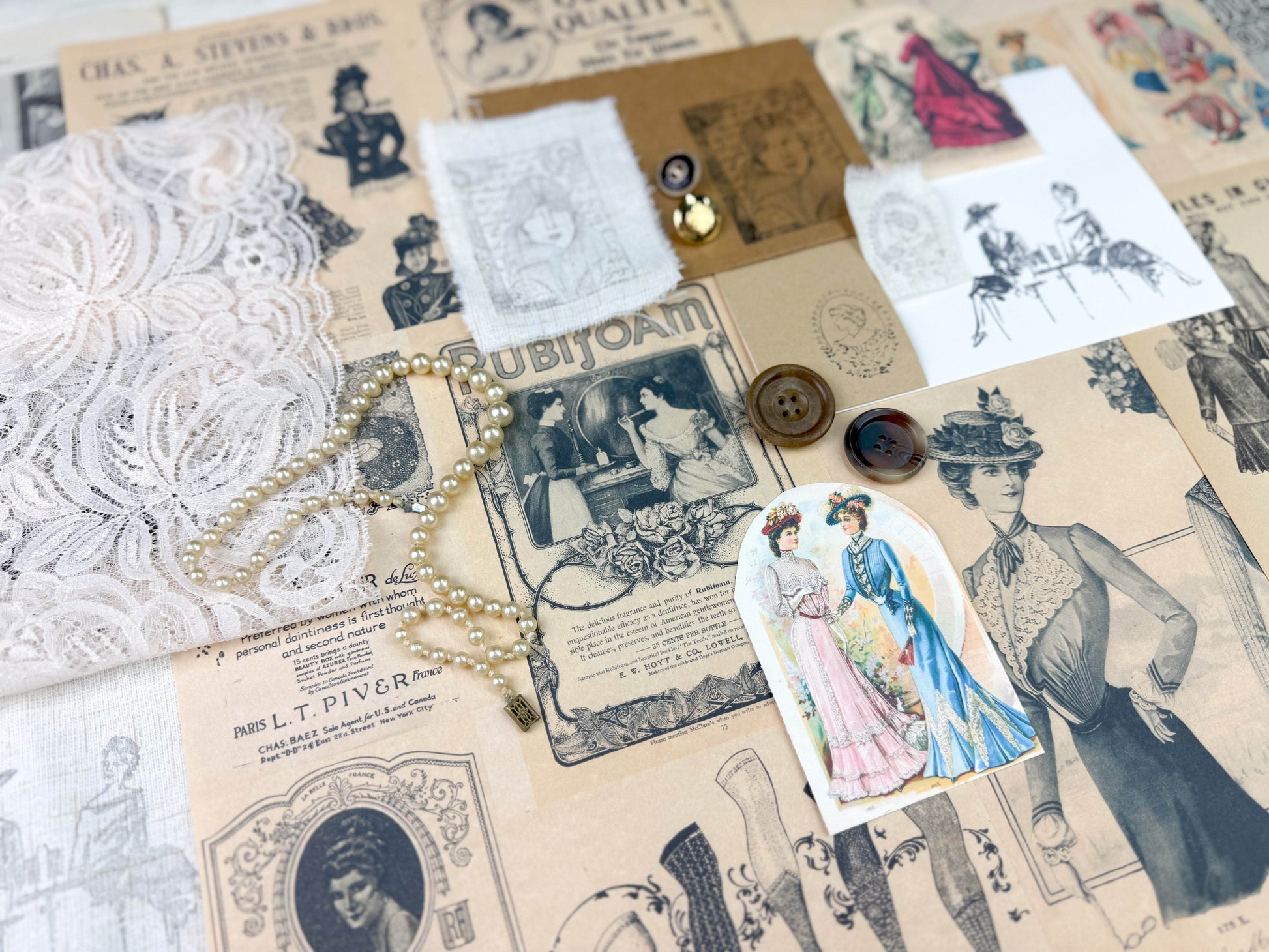 Fashion Ephemera Kit - Concordia Style Boutique