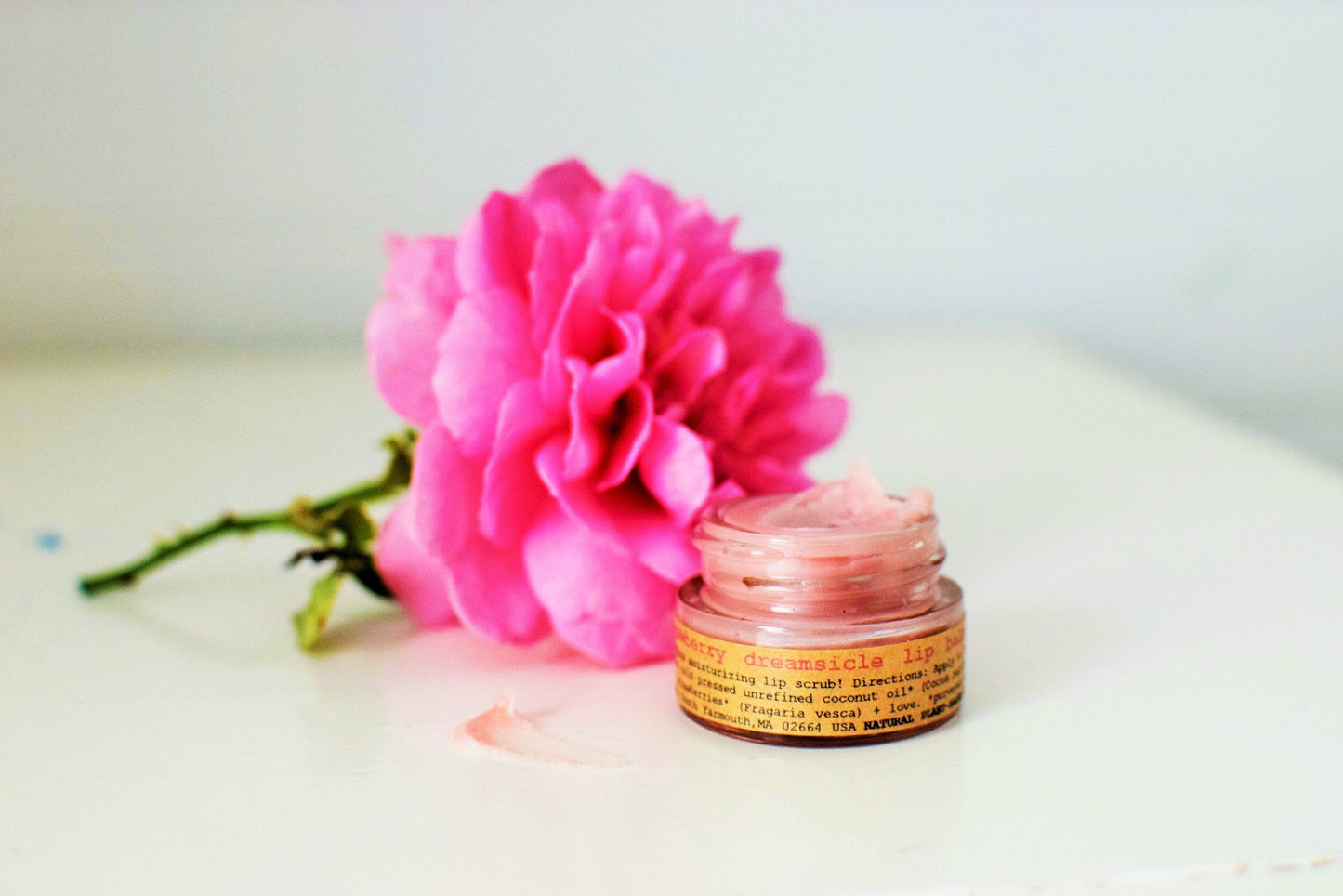 Strawberry Dreamsicle Lip Balm Scrub - Concordia Style Boutique