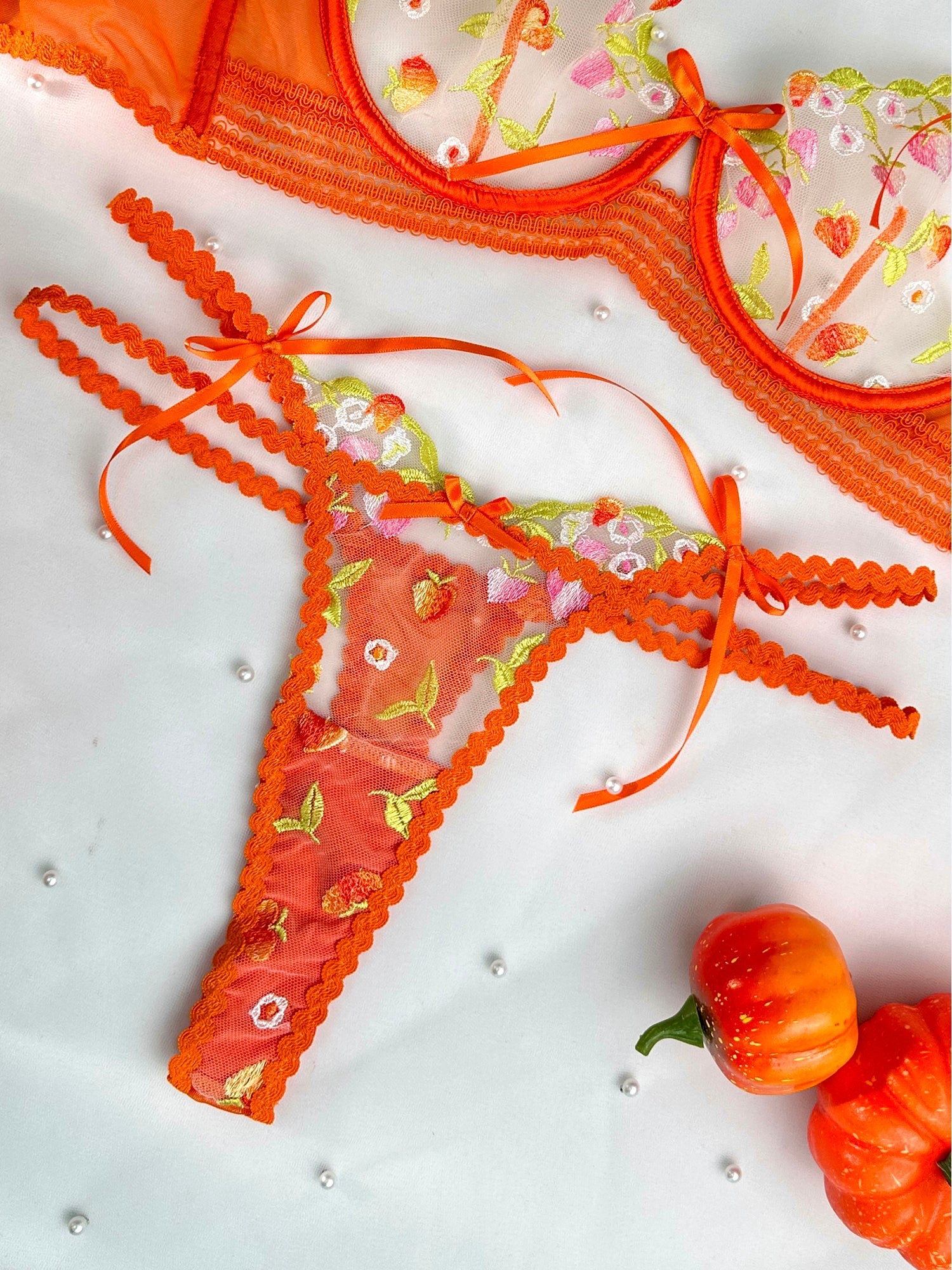 Sunny Meadow Floral Lace Lingerie Set - Concordia Style Boutique