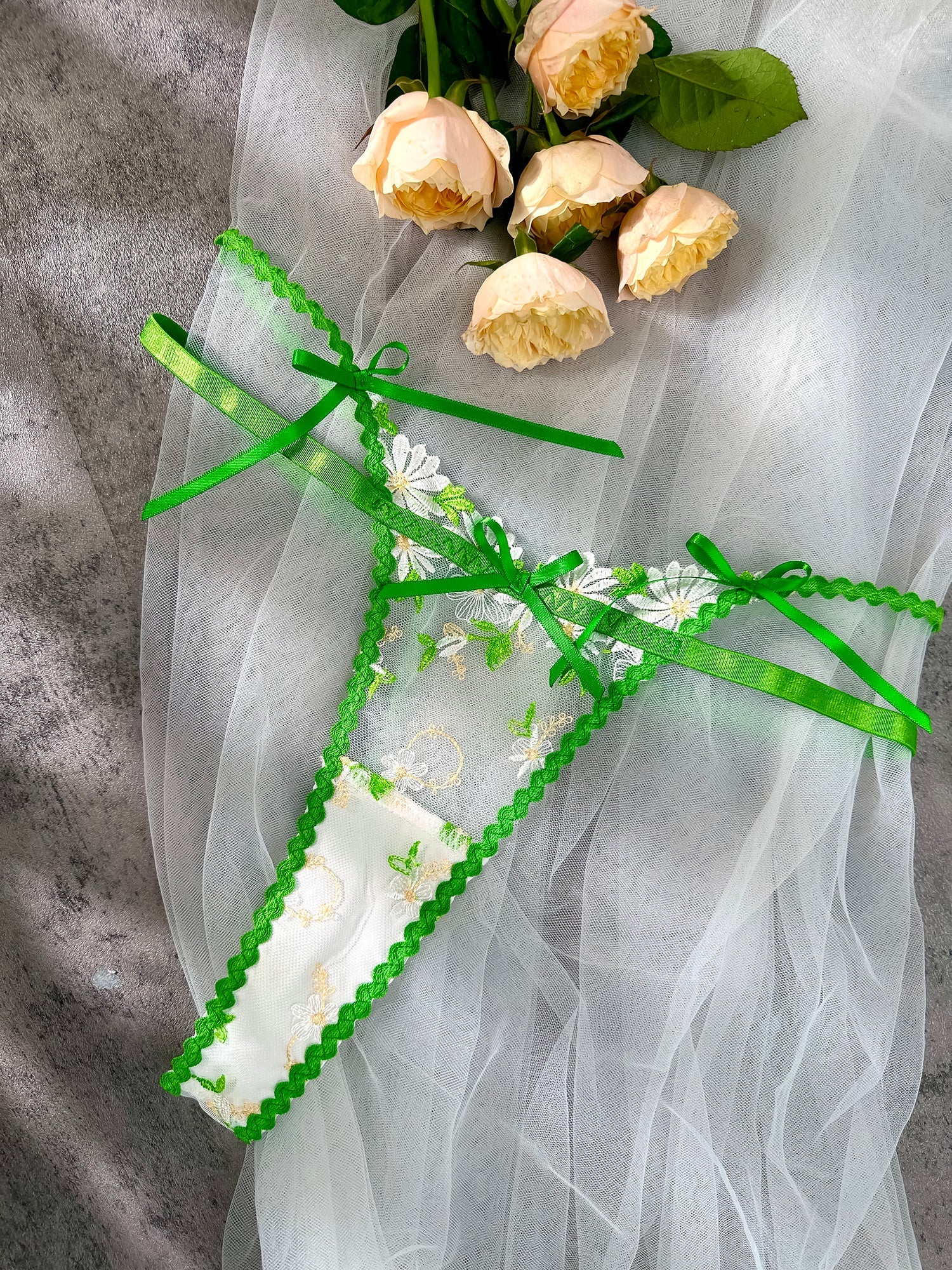 Lovely Daisy Lace Lingerie Set - Concordia Style Boutique