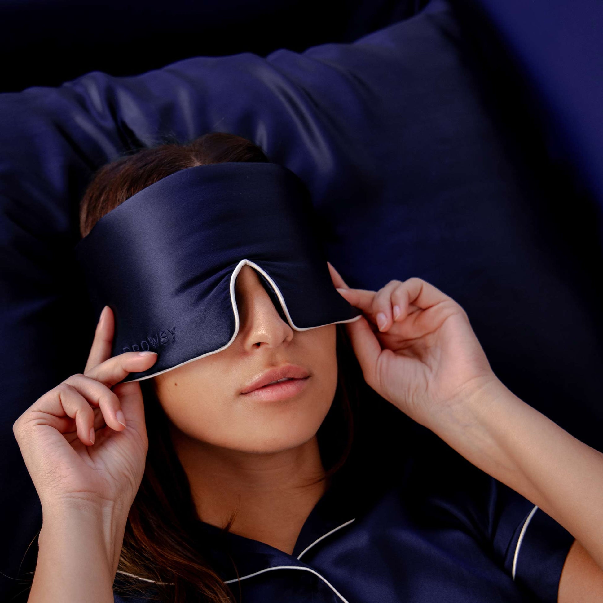 Midnight Blue Silk Pillowcase - Concordia Style Boutique
