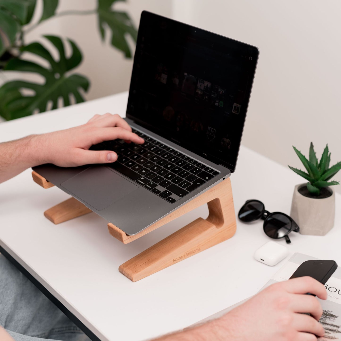 Dual Wooden Laptop Dock – Solid Wood