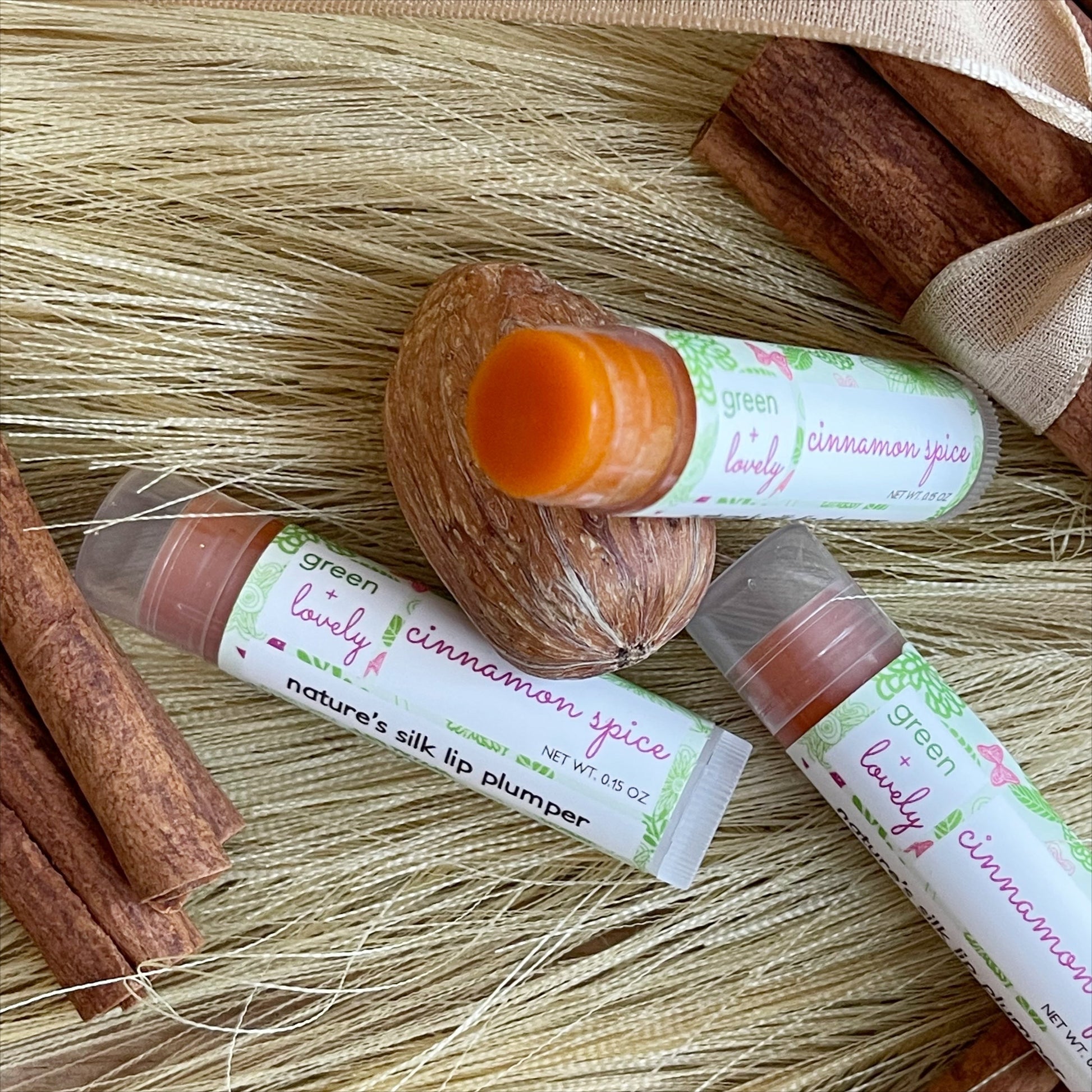 Cinnamon Spice Lip Plumper /// Cinnamon Bark - Concordia Style Boutique