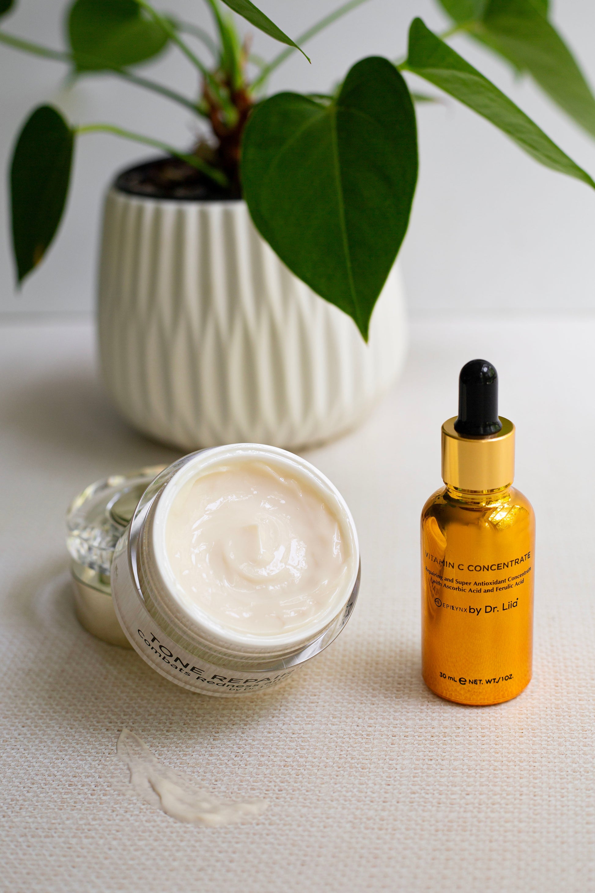 Skin Brightening Cream and Vitamin C Natural Face Moisturizer - Concordia Style Boutique