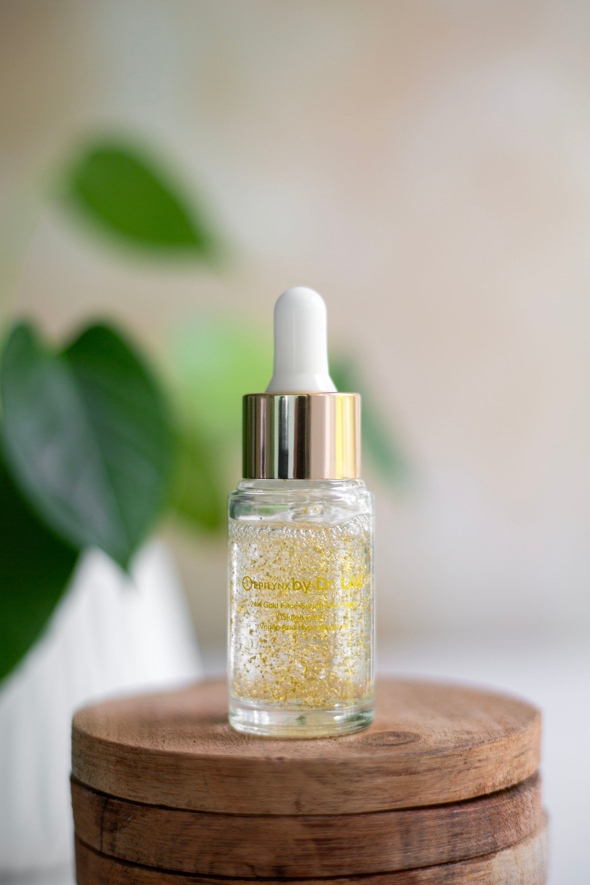 24 Karat Gold Illuminating Glow Serum - Concordia Style Boutique