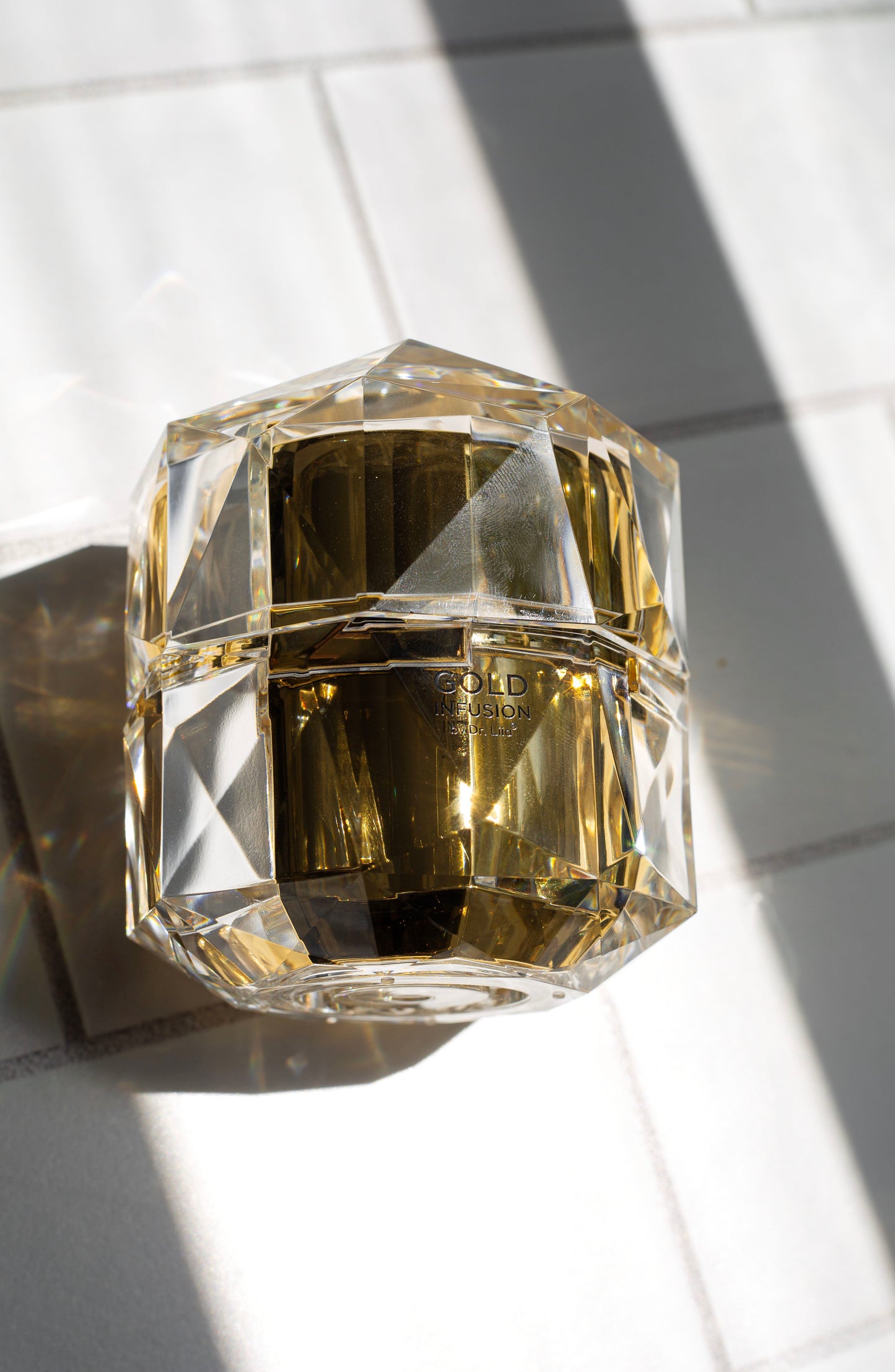 Gold Peptide Moisturizer with Niacinamide and Ceramide - Concordia Style Boutique