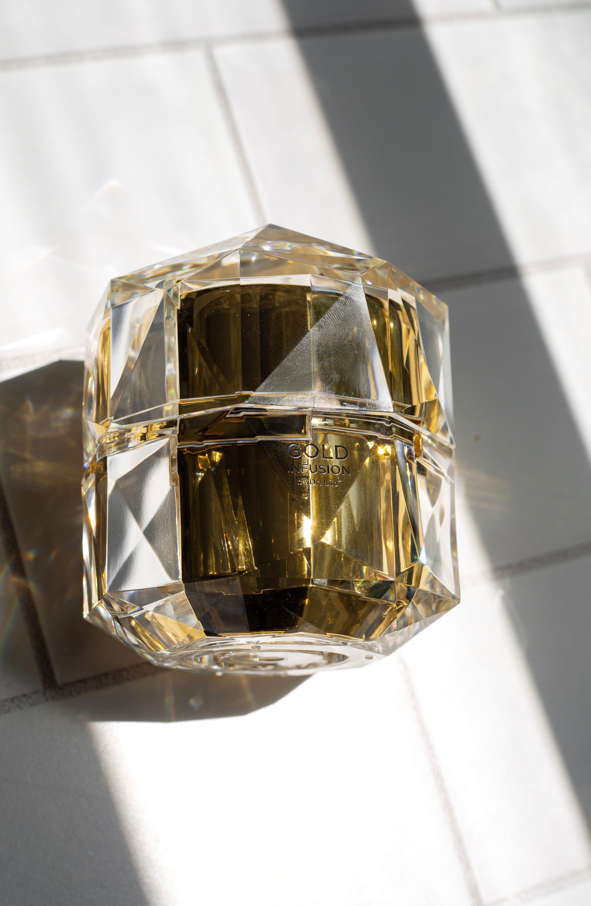 Gold Peptide Moisturizer with Niacinamide and Ceramide - Concordia Style Boutique