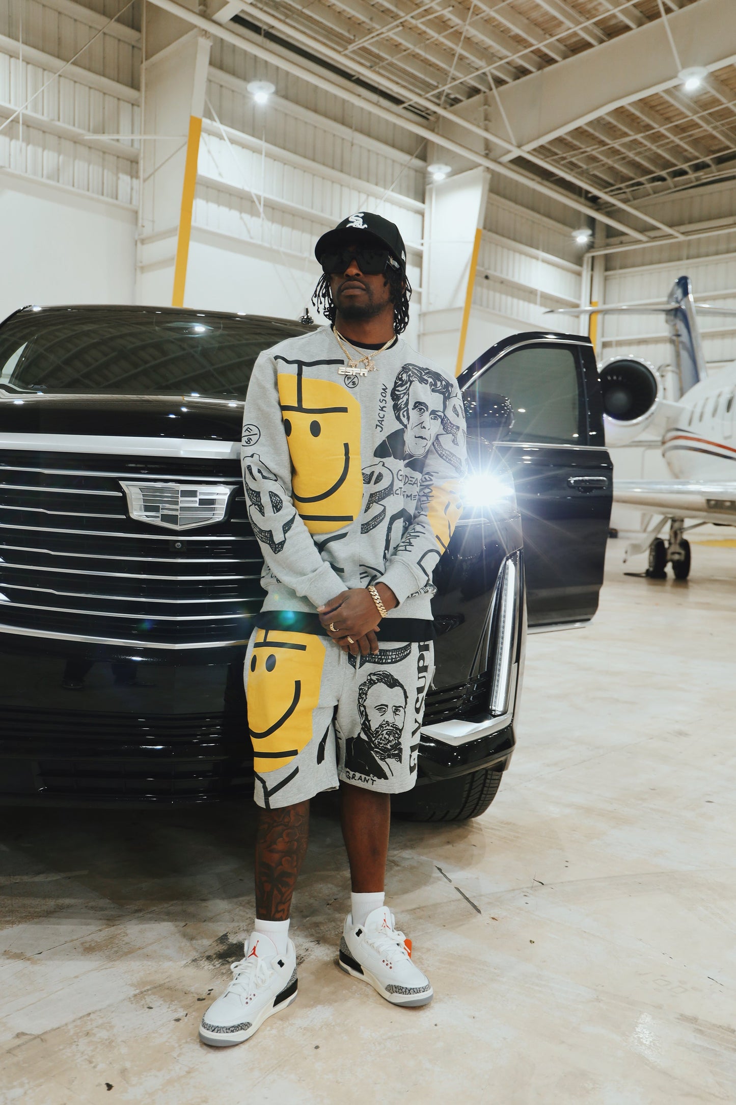 New Rich Crewneck Sweater (Heather Grey) - Concordia Style Boutique