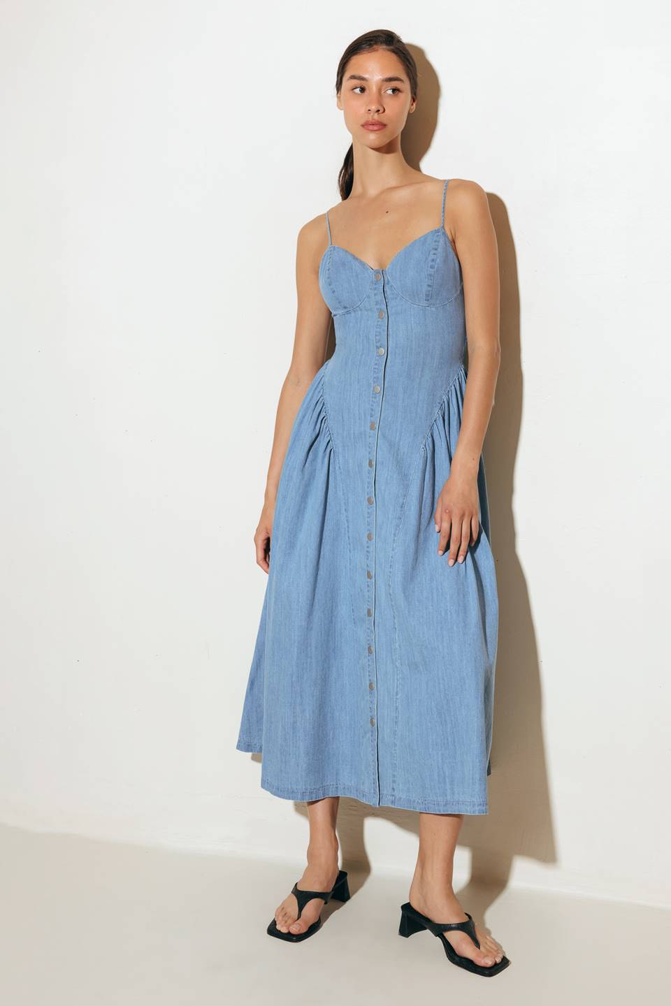 BLUEBELL BREEZE LIGHTWEIGHT DENIM MIDI DRESS - Concordia Style Boutique