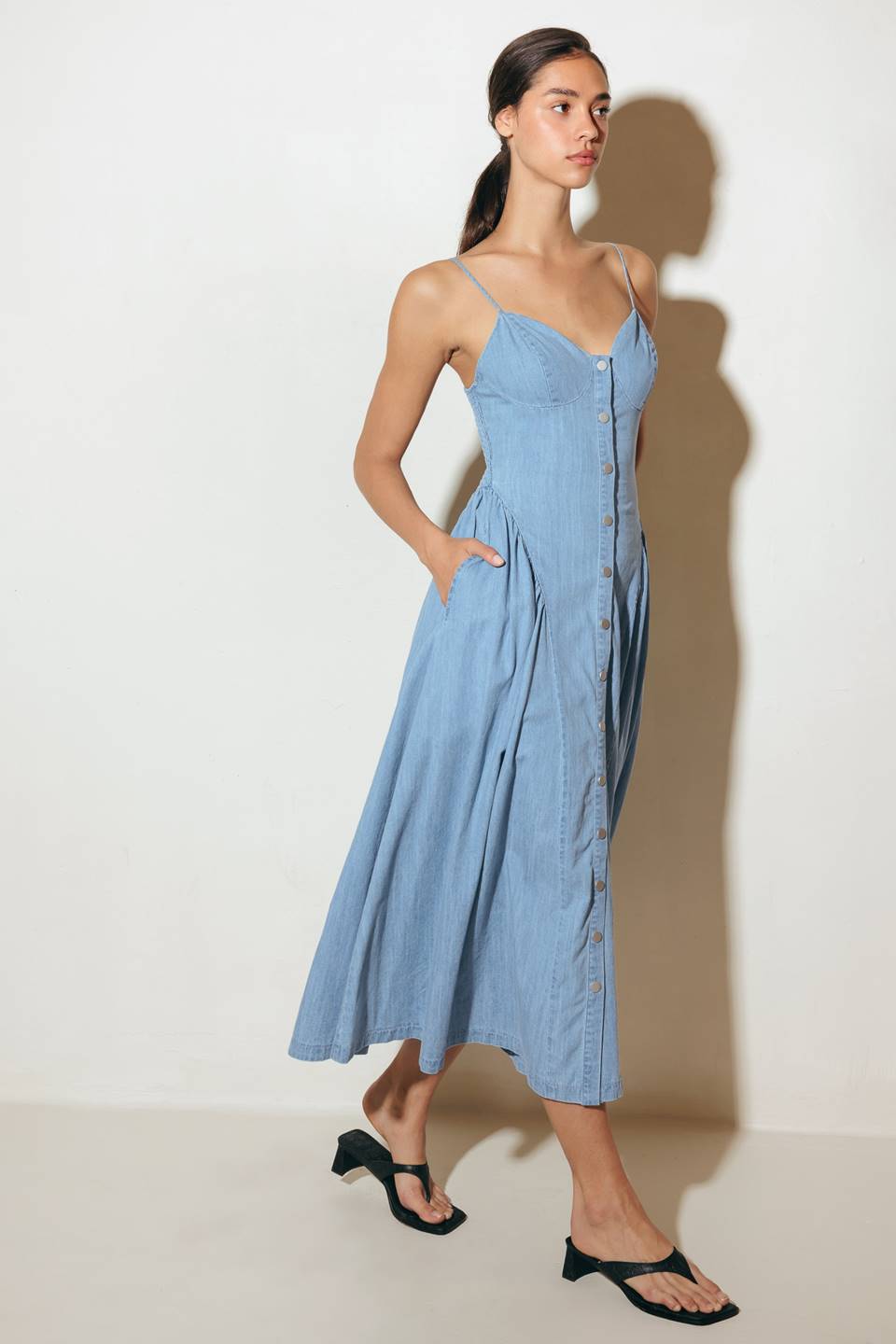 BLUEBELL BREEZE LIGHTWEIGHT DENIM MIDI DRESS - Concordia Style Boutique