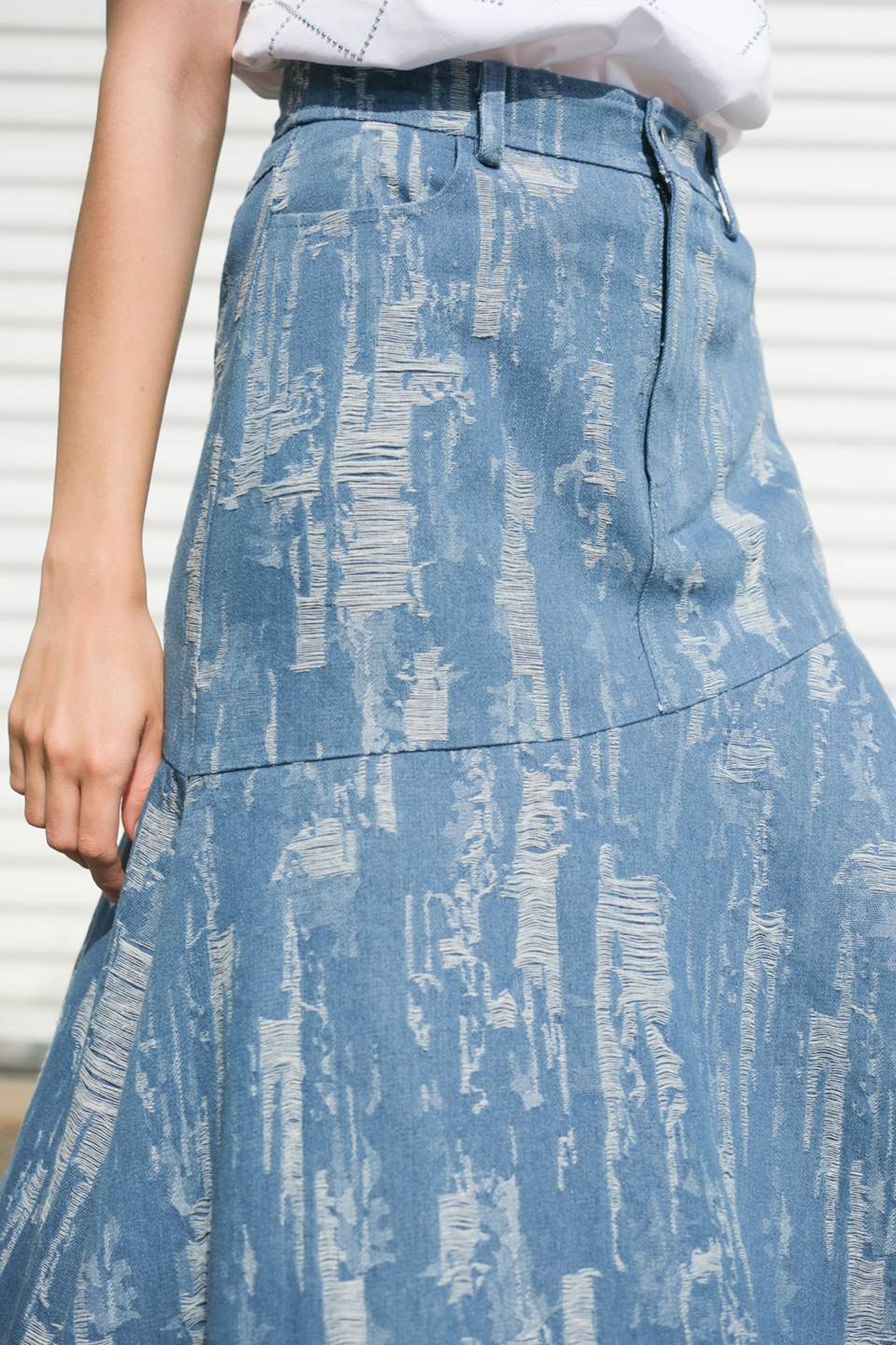 BREEZY ADORATION DENIM SKIRT - Concordia Style Boutique