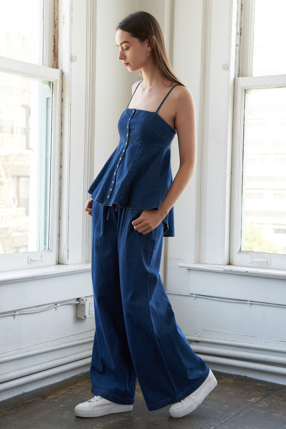 AUTHENTIC MOMENTS LIGHTWEIGHT DENIM TOP - Concordia Style Boutique