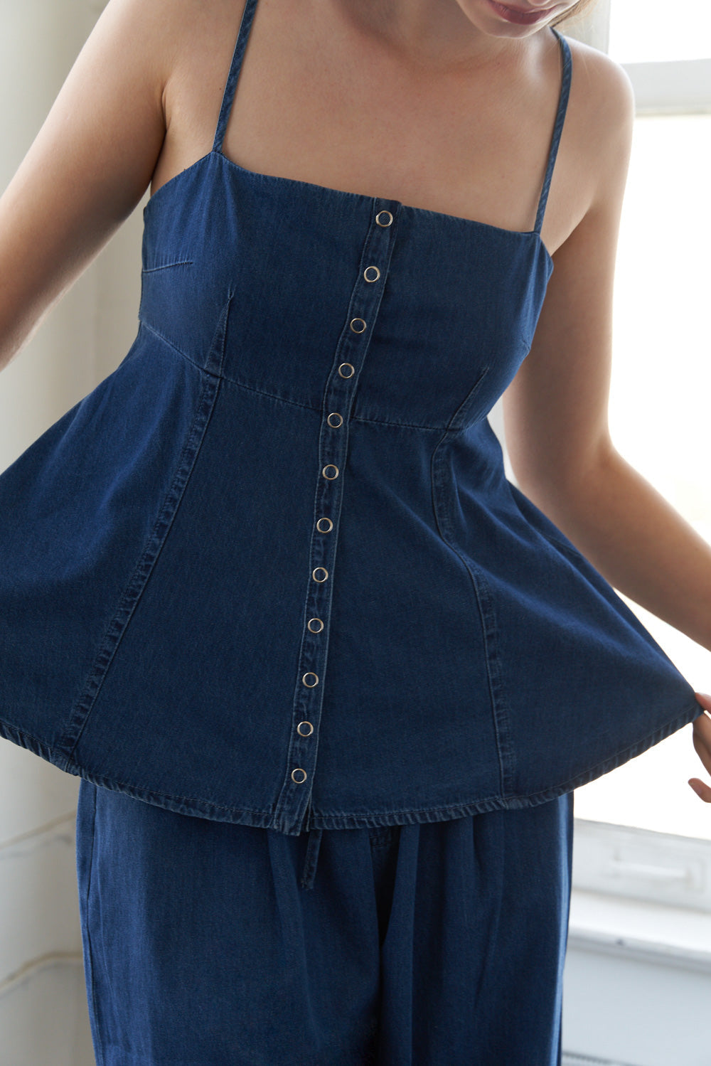 AUTHENTIC MOMENTS LIGHTWEIGHT DENIM TOP - Concordia Style Boutique