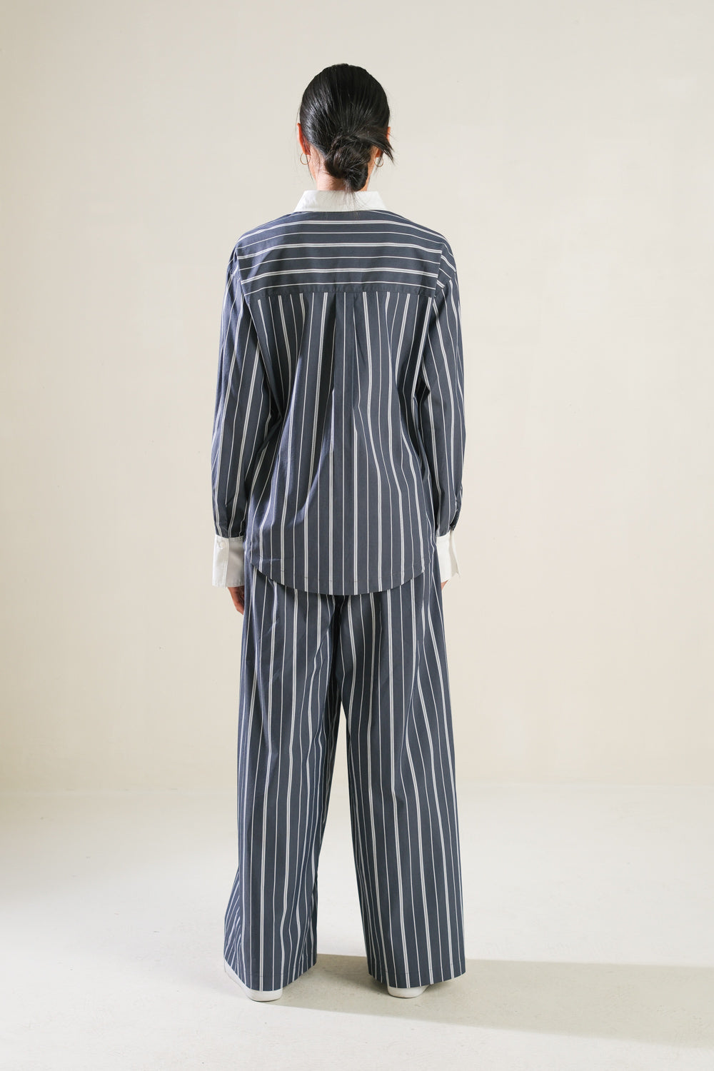 BEHIND THE GRIN WOVEN TOP - Concordia Style Boutique