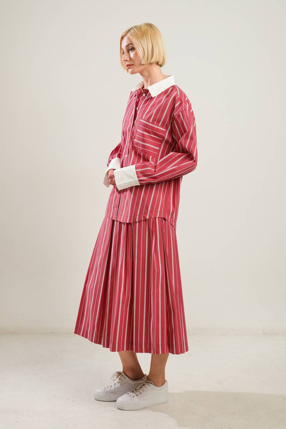 BEHIND THE GRIN WOVEN TOP - Concordia Style Boutique