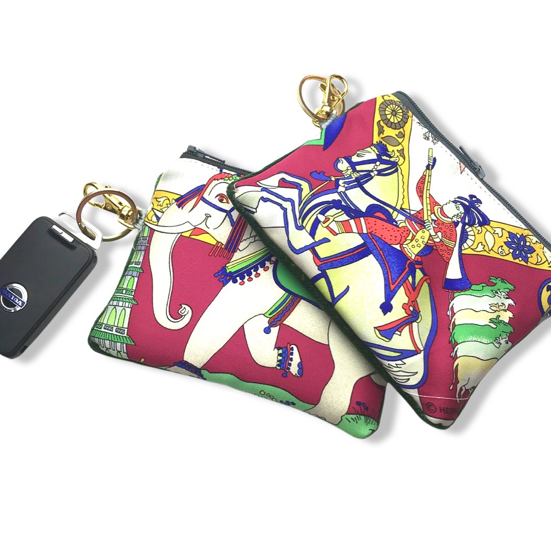 Fantasies Indienne Vintage Coffee Run Keychain Bag