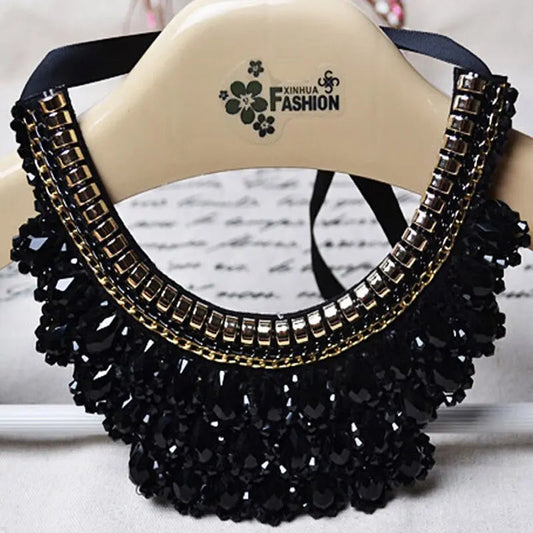 Fashionable Statement Acrylic Choker Necklace