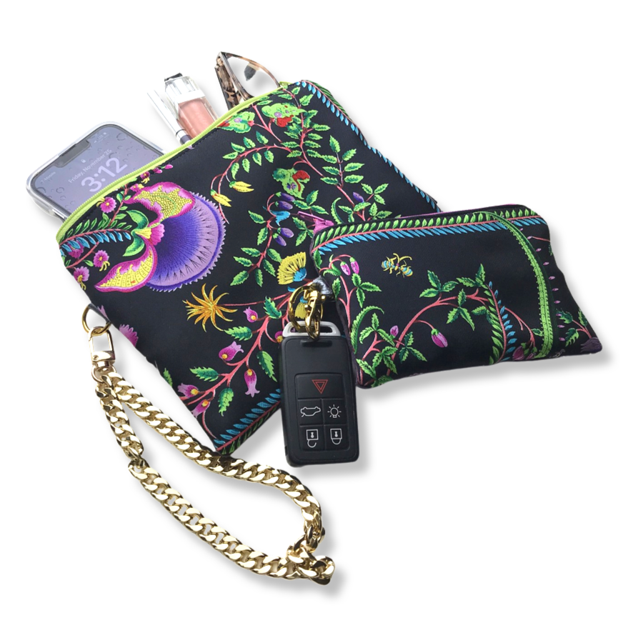 Flora Nero Vintage Silk Scarf Grand Wristlet Bag