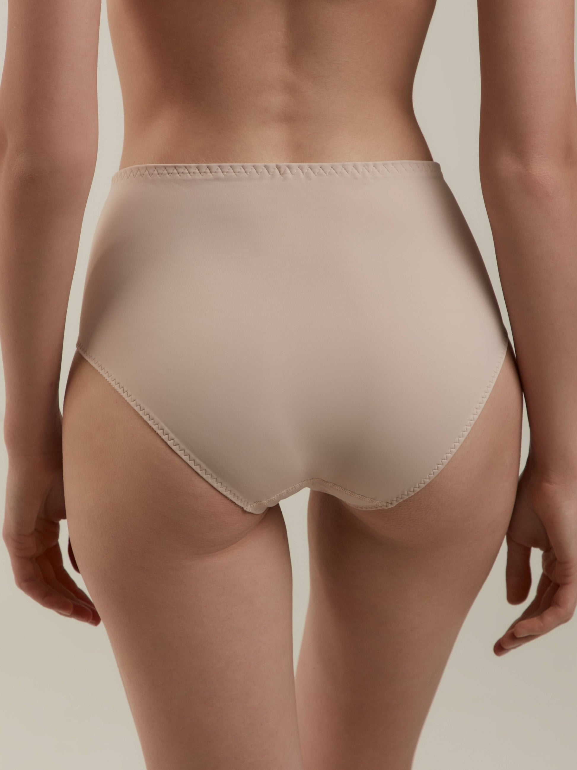 Panties Conte Aura RP2079 - Slip With a High Waistline - Concordia Style Boutique