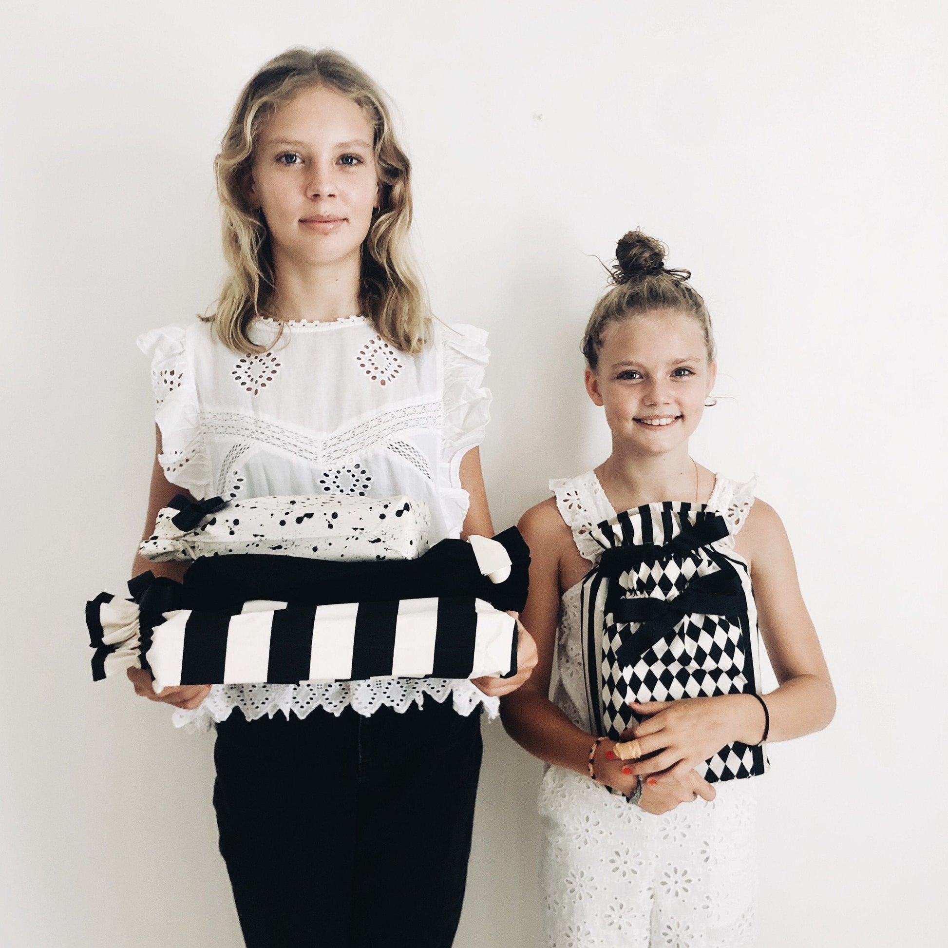 Gift Bag Black Medium - Concordia Style Boutique